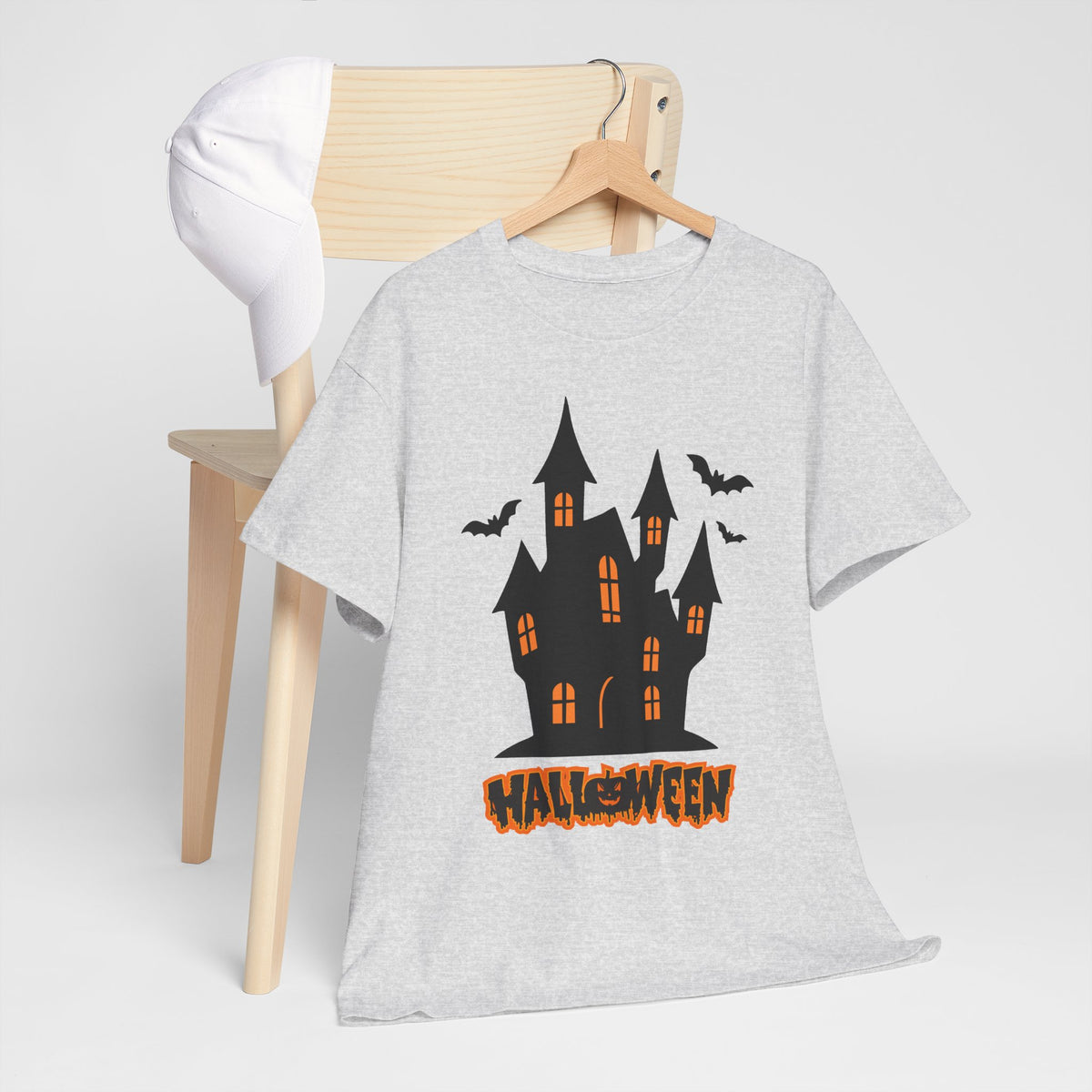 Maglietta Halloween Castello Stregato | T-Shirt Halloween 2026 | Haunted House Tee